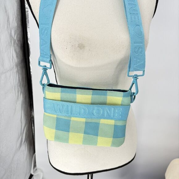 Wild One Isaac Mizrahi Dog Treat Pouch Cosmopolitan  Blue Green Poop Bag Carrier - Picture 2 of 5